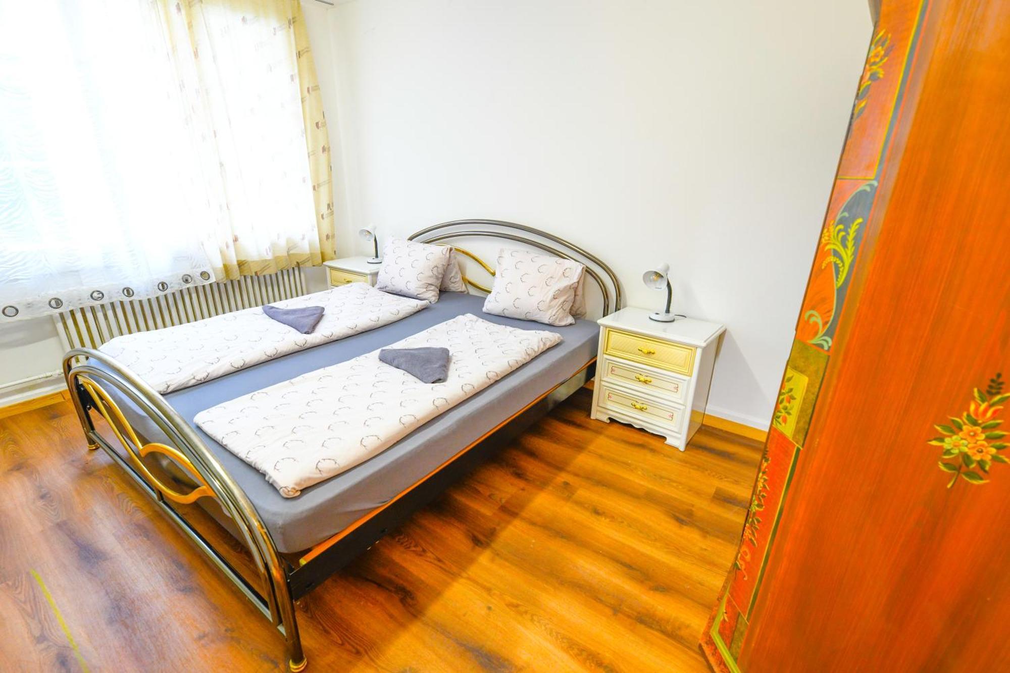 Golden River Unterseen Ngoại thất bức ảnh